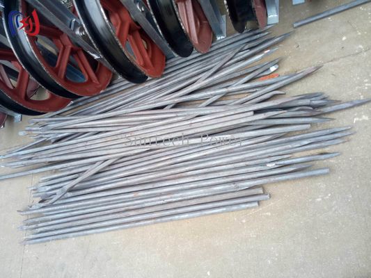 Demolition Crowbar With Flat And Curved Ends For Versatile Prying Applications